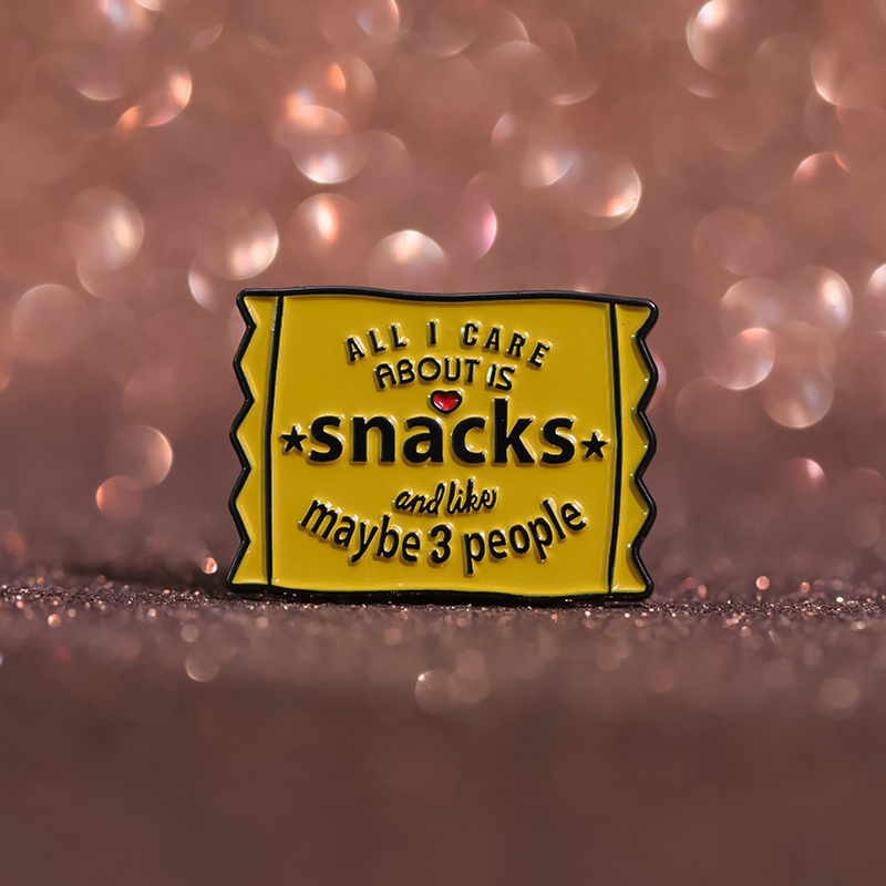 Introvert Foodie 간식 에나멜 핀 정크 푸 - Zinc Food Snacks 리뷰 및 가격